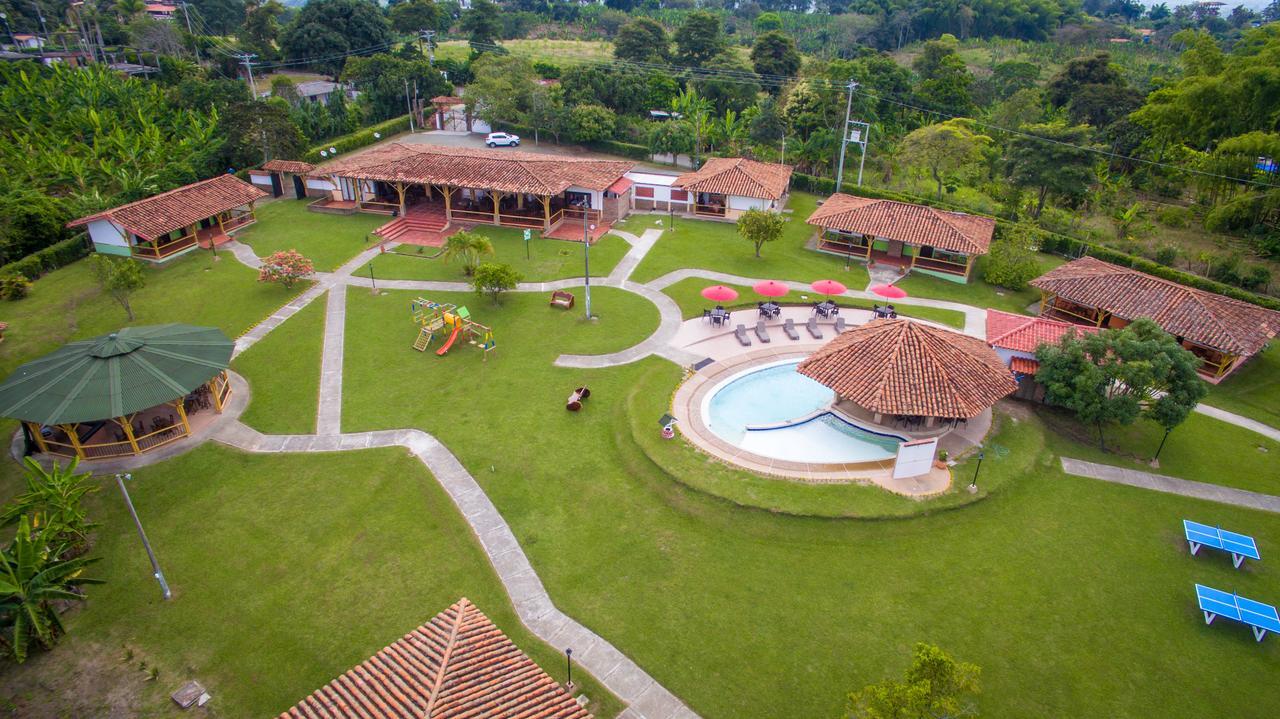 Hotel Campestre Montecarlo Montenegro Exterior photo